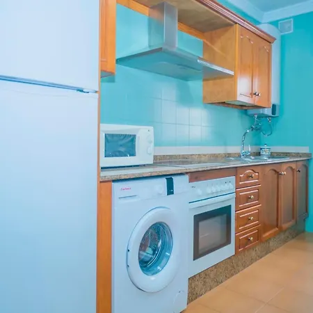 Exclusivo Con Balcones Y Aire Solo Familias Y Parejas *